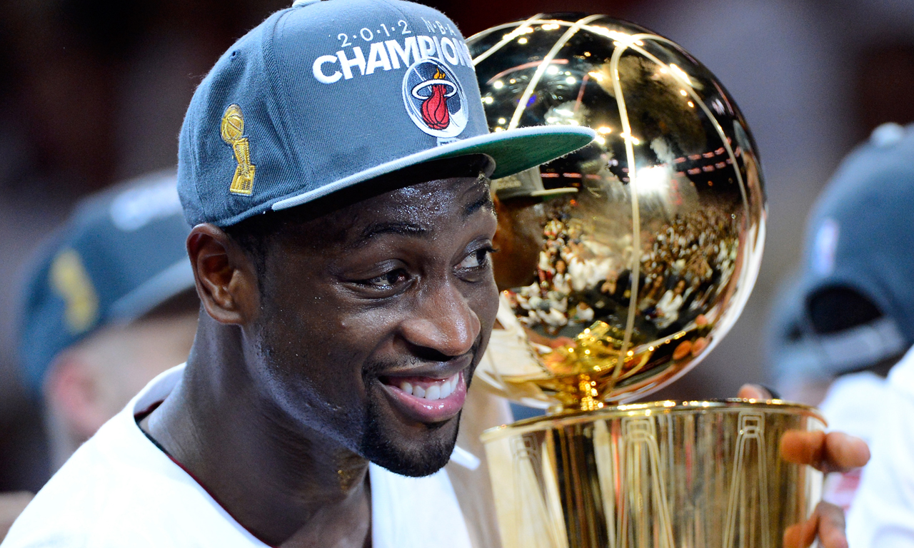 瓦尔加斯小彩娃发威！费内巴切五局击败瓦基弗夺土超杯（瓦尔加斯火力全开！费内巴切五局力克瓦基弗加冕土超杯）