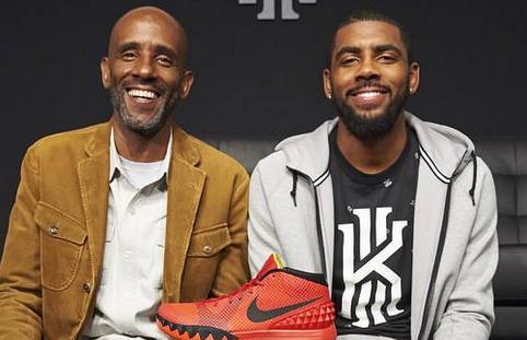 半场战报：申花2-0津门虎，阿苏埃破门，吴曦点射（上半场：申花2-0领先津门虎，阿苏埃破门，吴曦点球建功）