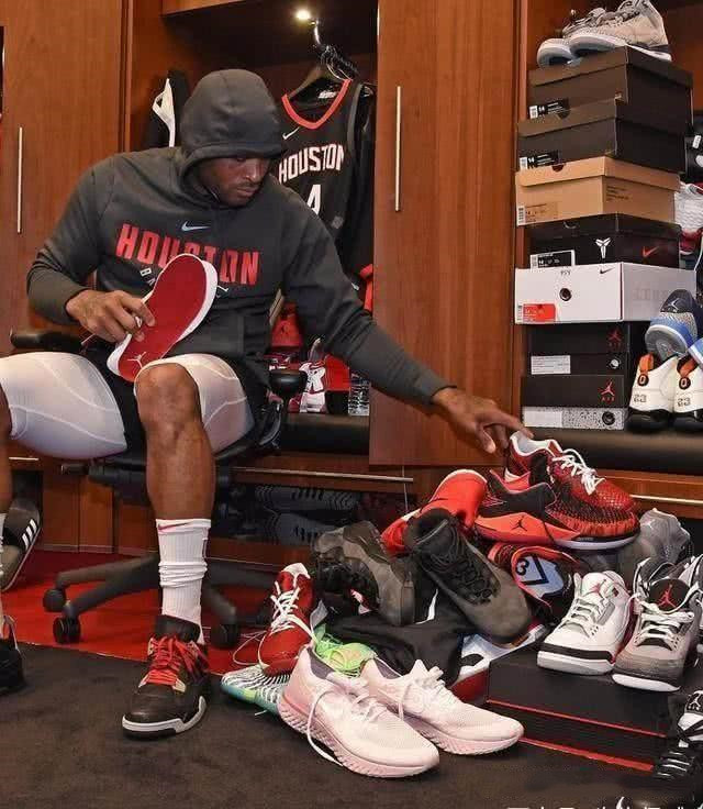 李毅祝福邵佳一：希望大家能多给本土教练一些宽容和时间（李毅为邵佳一送上祝福：呼吁给本土教练更多宽容与时间）