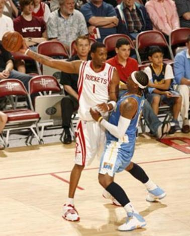 每体：拉波尔塔表示与梅西关系正常，这种关系实际上不存在（每体：拉波尔塔称与梅西关系正常，实则并不存在这样的关系）